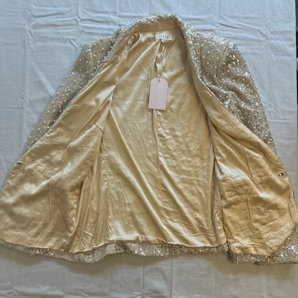 MABLE Silver Sequin With Pearls Women's Statement Piece Blazer NWT - Picture 7 of 13